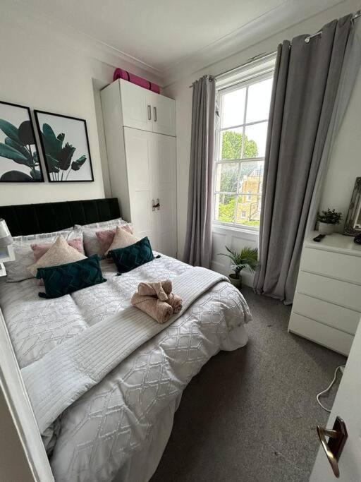 One Bedroom Flat In The Heart Of Islington London Eksteriør bilde